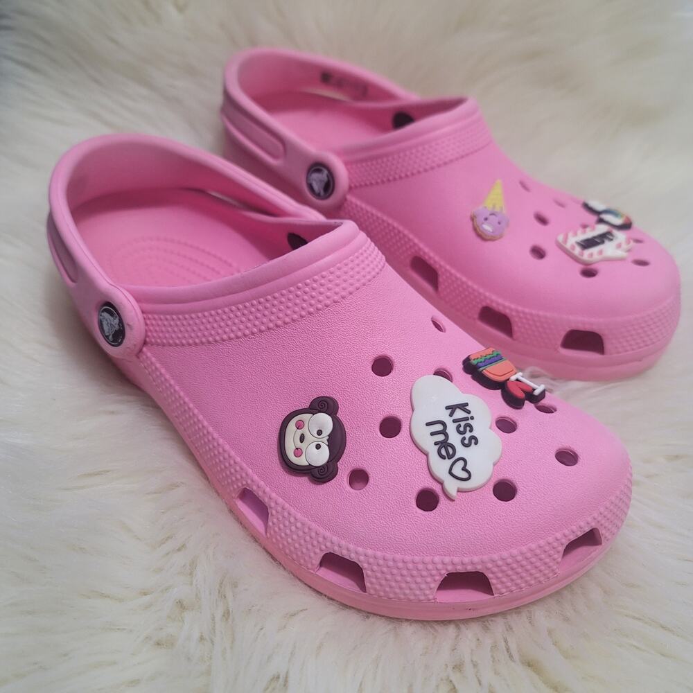 Crocs Classic Clogs Pink Womens 8 Mens 6 Slip On Jibbitz Charms Kawaii Comfort